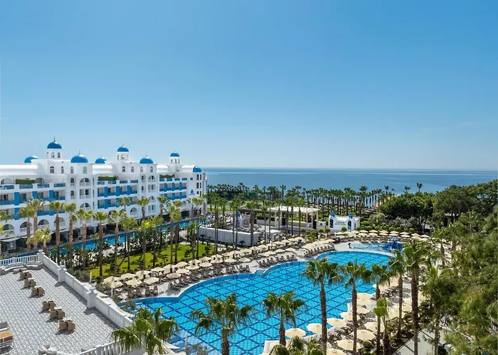 Rubi Platinum Spa Resort & Suites